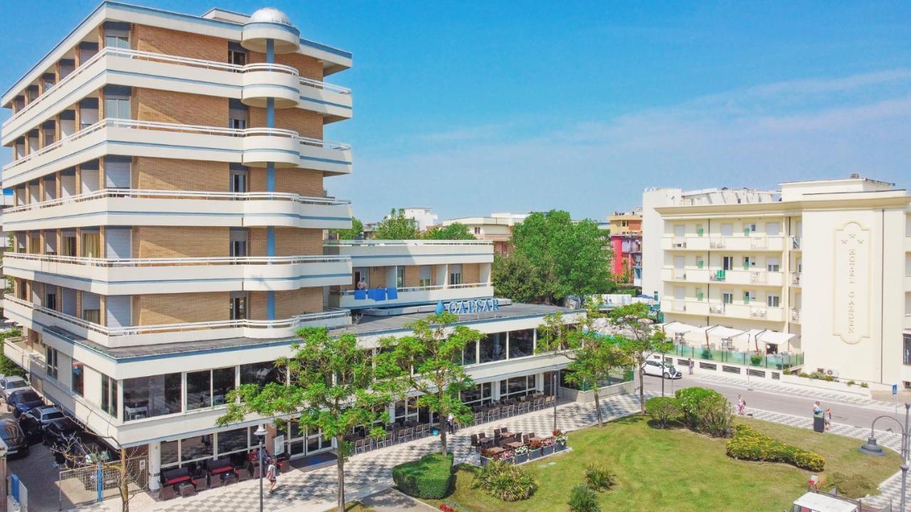 Hotel Caesar Cesenatico Exterior foto